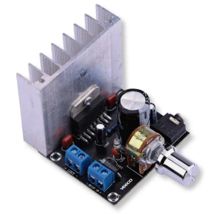 Audio amplifier module 2x35W class AB 9-14.4V TDA7377 + heatsink + 3.5mm jack