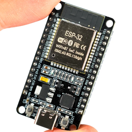 Zdjęcie produktu Mikrokontroler ESP-WROOM32 ESP32 USB-C CP2102 WiFi BT ESP-32 4MB do Arduino (1)
